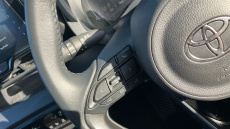 Toyota Yaris 1.5 Hybrid Design 5dr CVT Hybrid Hatchback